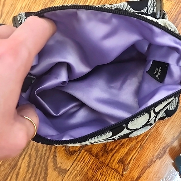 Coach crossbody - Picture 3 of 4